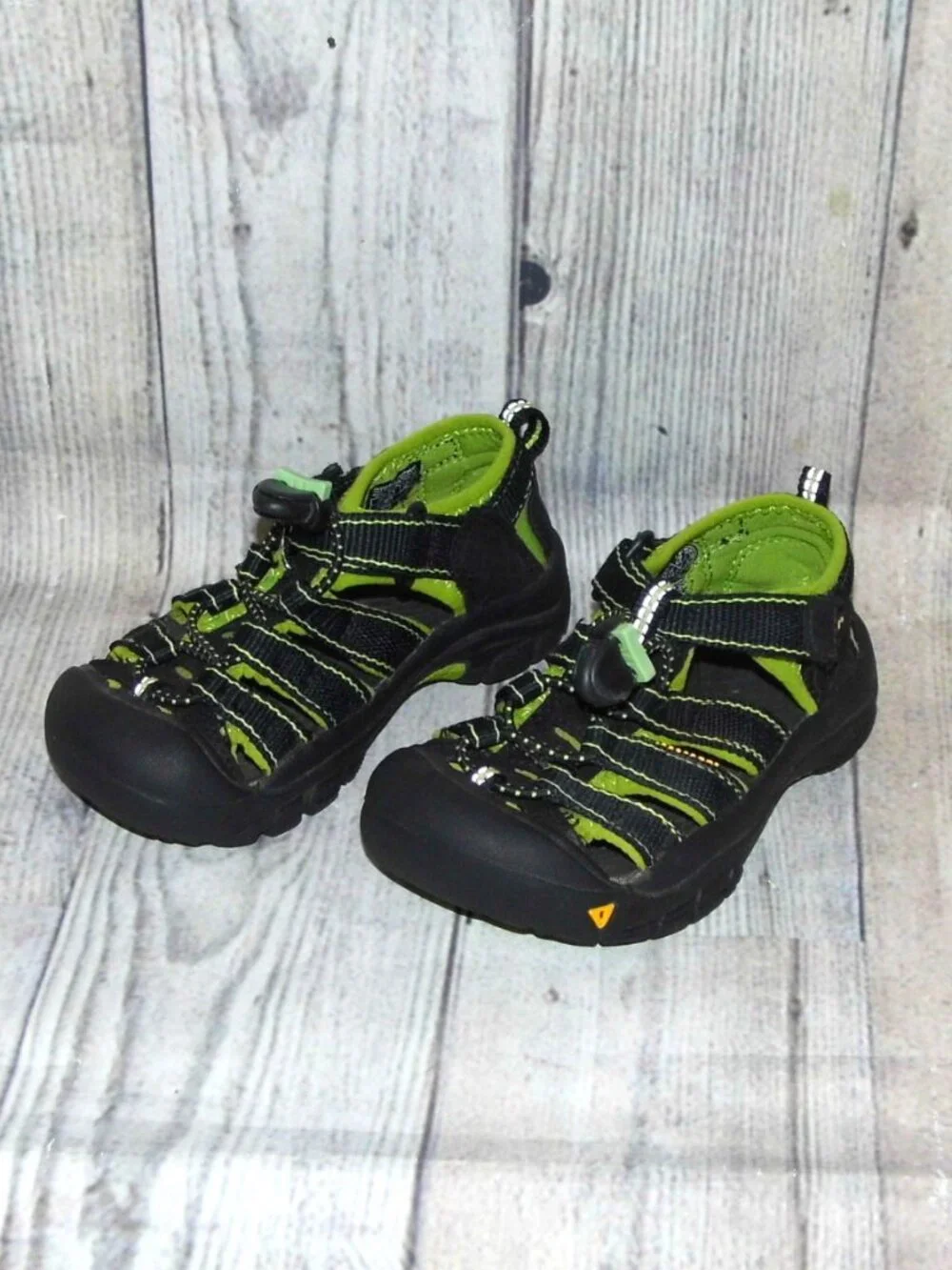 KEEN Newport Black/Green Sport Sandals Toddler Size 10